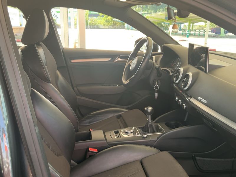 Audi A3 Sportback 2.0 TDI Sport 2018 – снимка 16