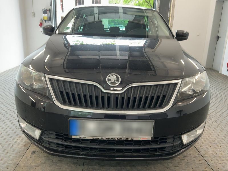 Skoda Rapid Spaceback 1.2 TSI Ambition 2014 – снимка 14