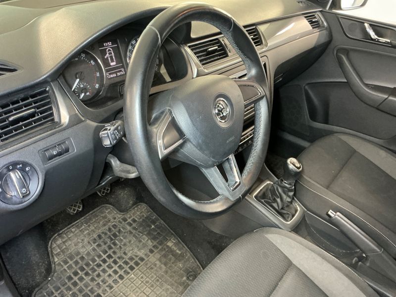 Skoda Rapid Spaceback 1.2 TSI Ambition 2014 – снимка 36