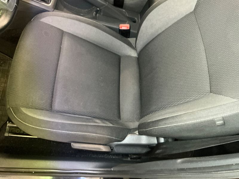 Skoda Rapid Spaceback 1.2 TSI Ambition 2014 – снимка 37