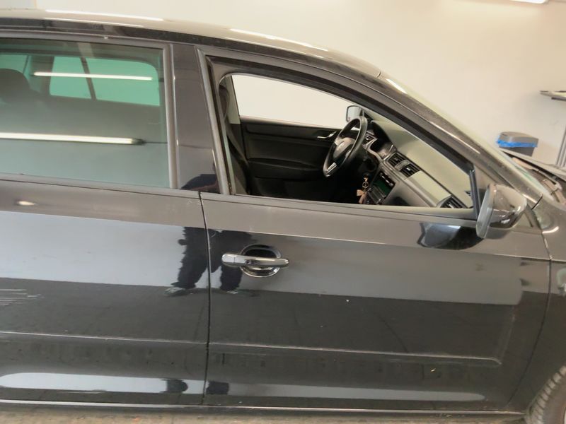 Skoda Rapid Spaceback 1.2 TSI Ambition 2014 – снимка 10
