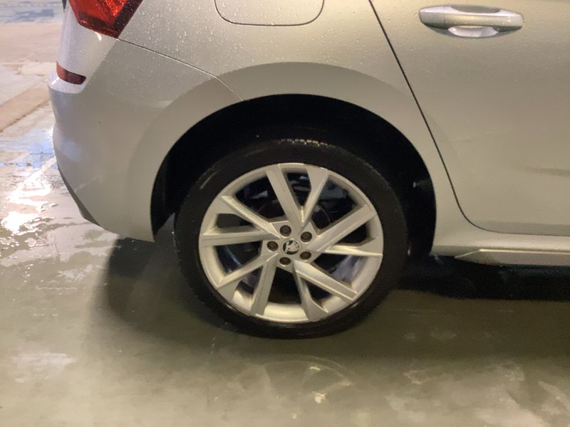 Skoda Kamiq 1.6 TDI Style 2020 – снимка 9