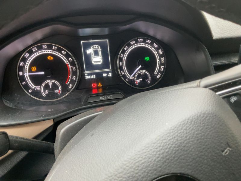 Skoda Kamiq 1.6 TDI Style 2020 – снимка 18