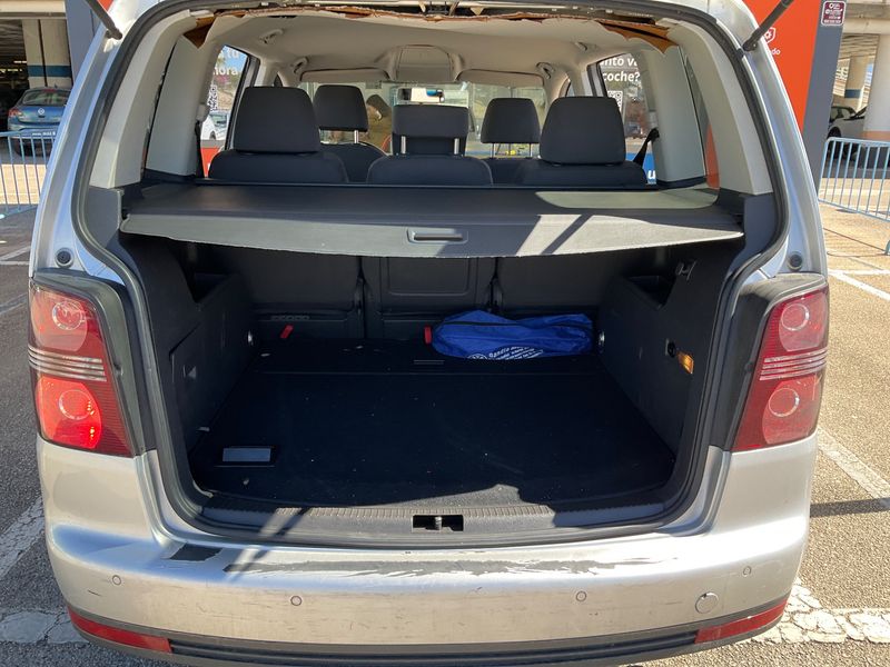 Volkswagen Touran 2.0 TDI Trendline 2008 – снимка 10