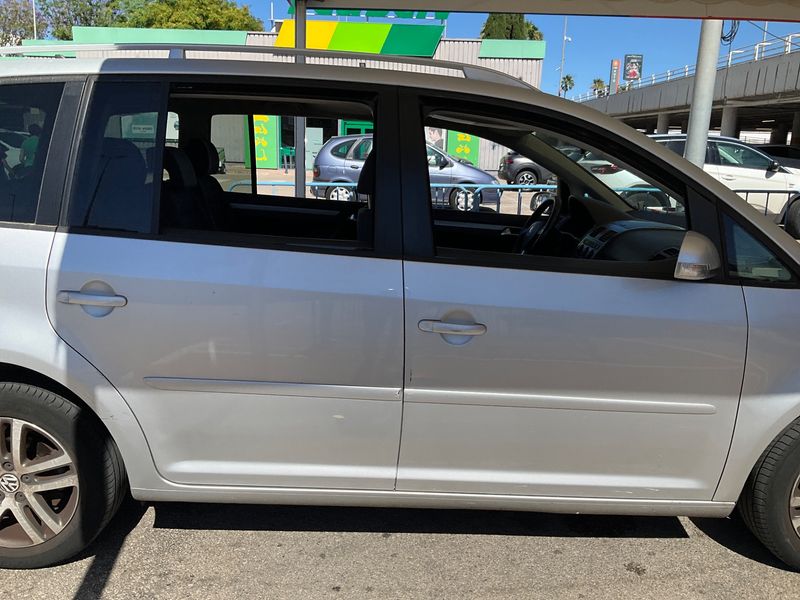 Volkswagen Touran 2.0 TDI Trendline 2008 – снимка 7
