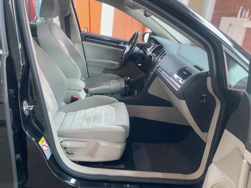 Volkswagen Golf VII 2.0 TDI Highline BlueMotion Tech 2014 – снимка 17