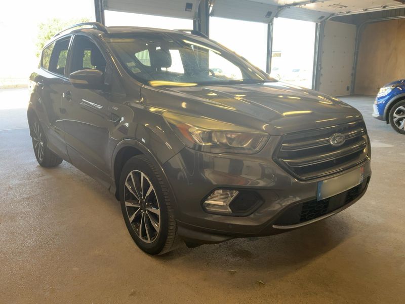 Ford Kuga 2.0 TDCi ST-Line 2017 – снимка 12