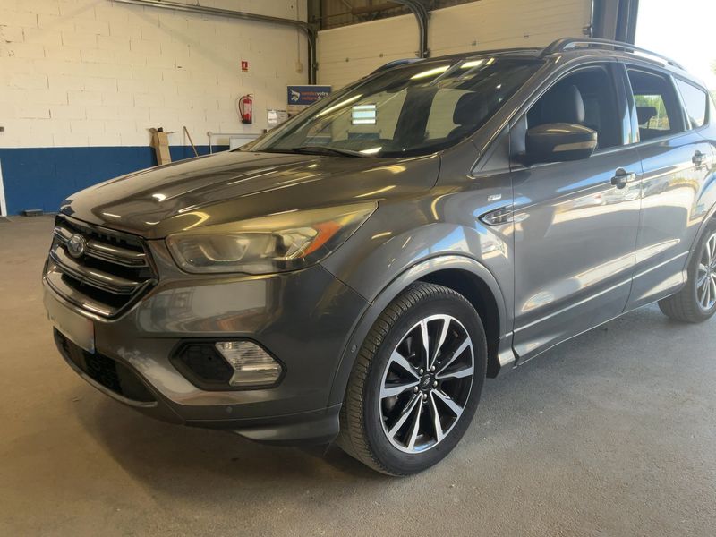 Ford Kuga 2.0 TDCi ST-Line 2017 – снимка 2