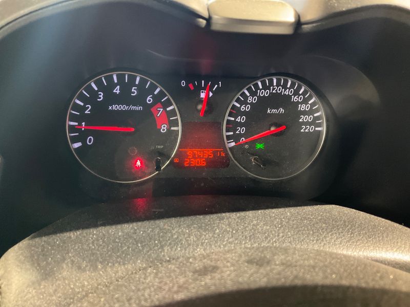 Nissan Note 1.4 I-Way 2011 – снимка 4