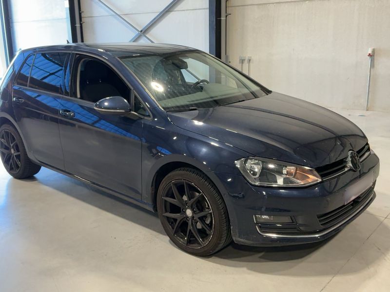 Volkswagen Golf VII 1.6 TDI Carat BlueMotion Tech 2015 – снимка 12