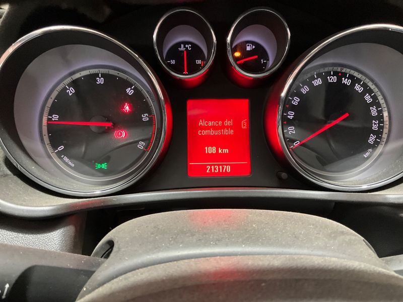 Opel Insignia 2.0 CDTI Edition 2011 – снимка 4