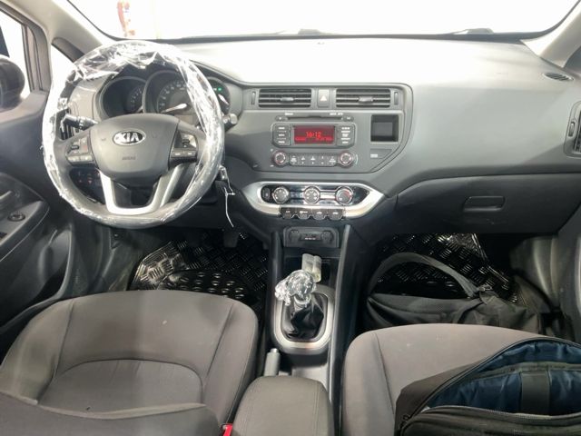 Kia Rio 1.2 Titan 2015 – снимка 18