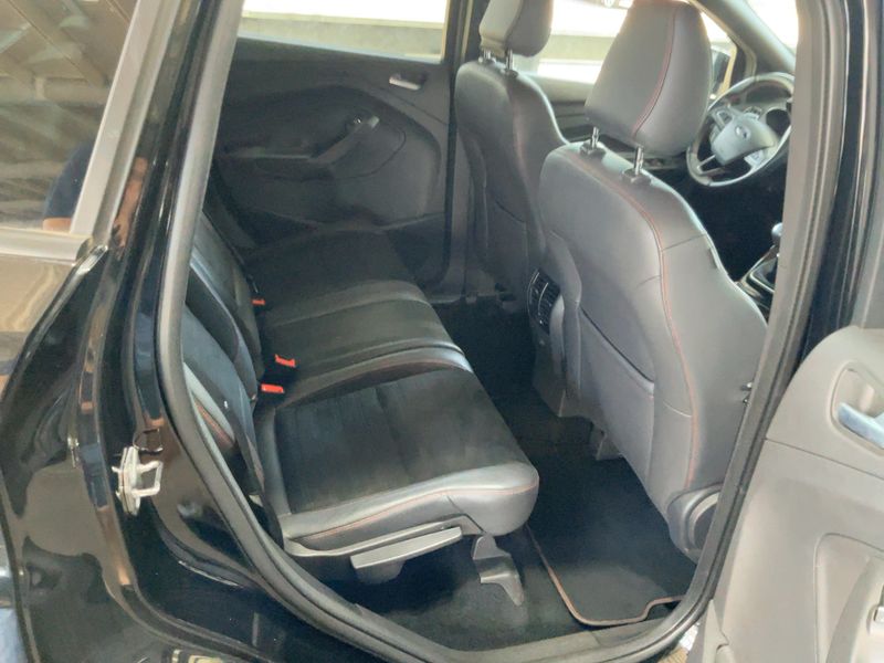 Ford Kuga 1.5 EcoBoost ST-Line 2017 – снимка 19