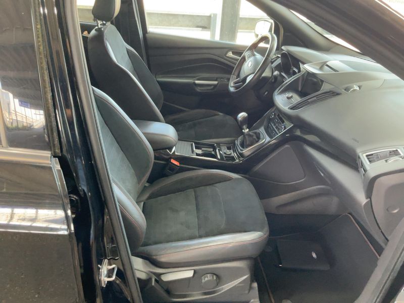 Ford Kuga 1.5 EcoBoost ST-Line 2017 – снимка 16