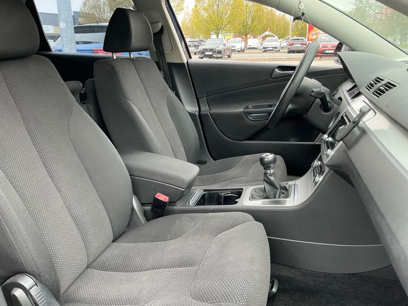 Volkswagen Passat 2.0 TDI Comfortline 2010 – снимка 3