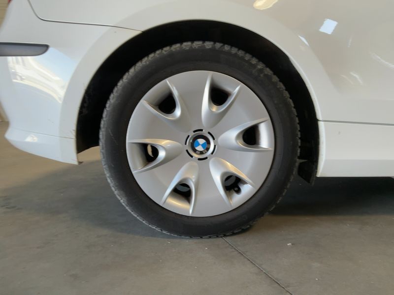 BMW 1er 116d Edition 2011 – снимка 9