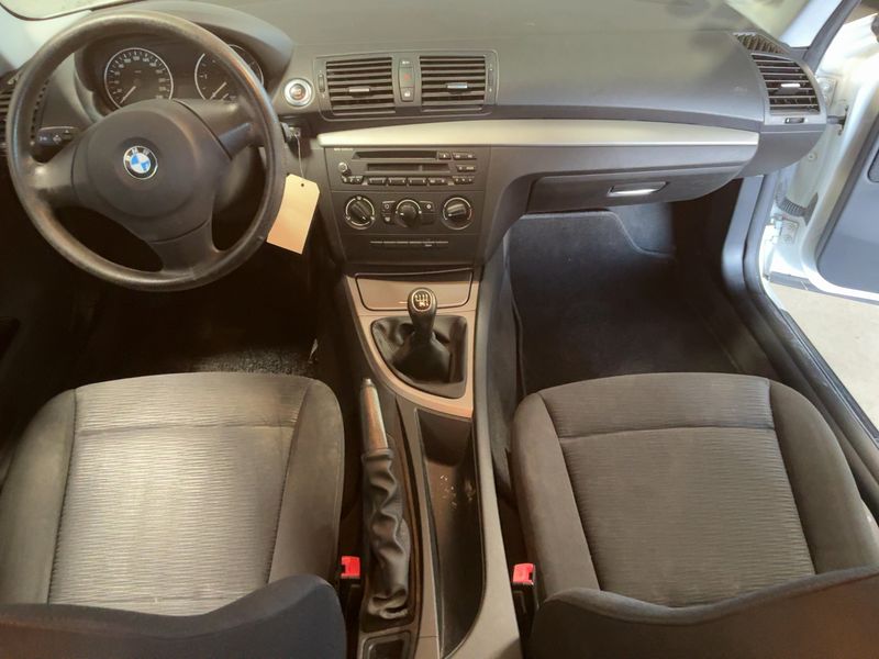BMW 1er 116d Edition 2011 – снимка 17