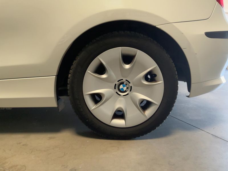 BMW 1er 116d Edition 2011 – снимка 5