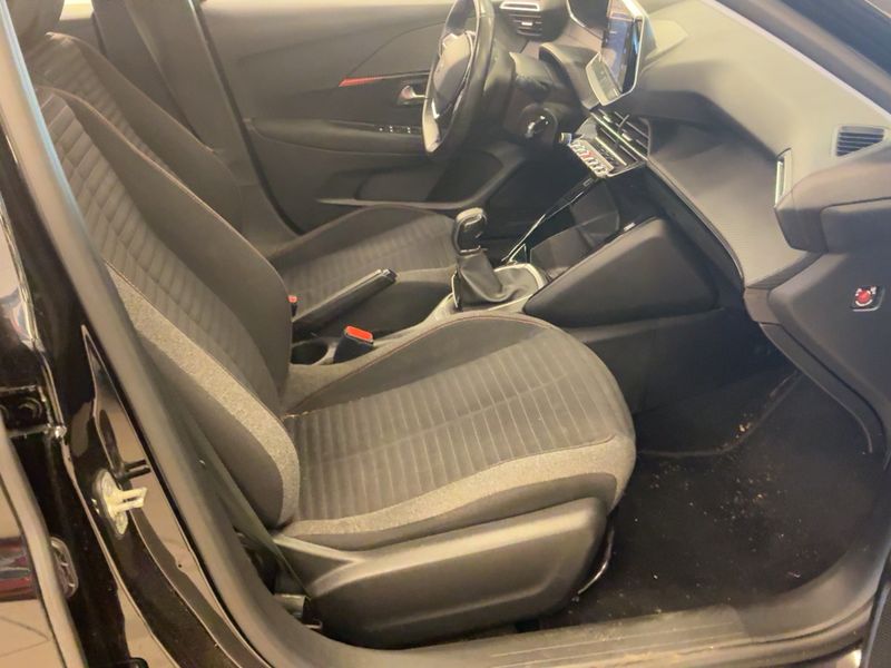 Peugeot 208 1.2 PureTech Active Pack 2021 – снимка 16