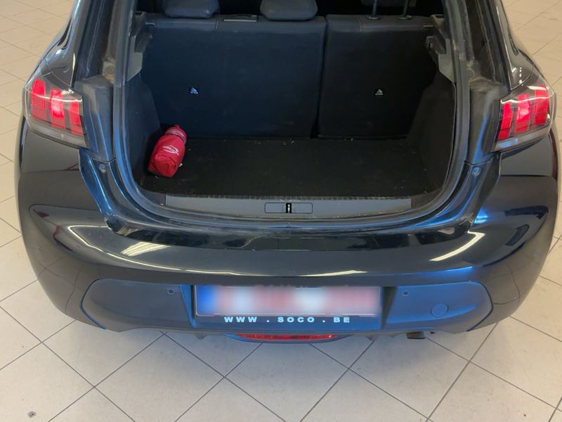 Peugeot 208 1.2 PureTech Active Pack 2021 – снимка 15