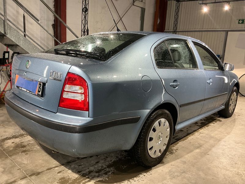 Skoda Octavia 1.6 Tour 2007 – снимка 2