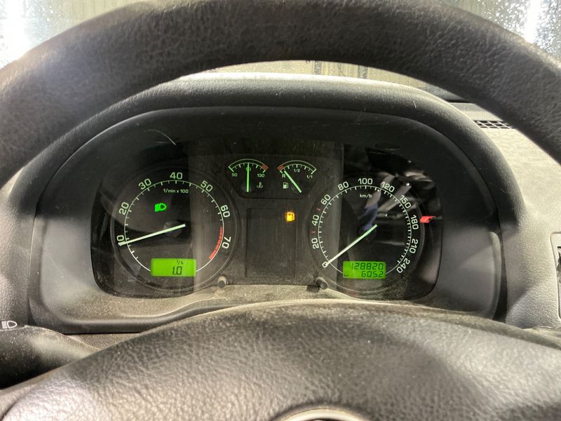 Skoda Octavia 1.6 Tour 2007 – снимка 4