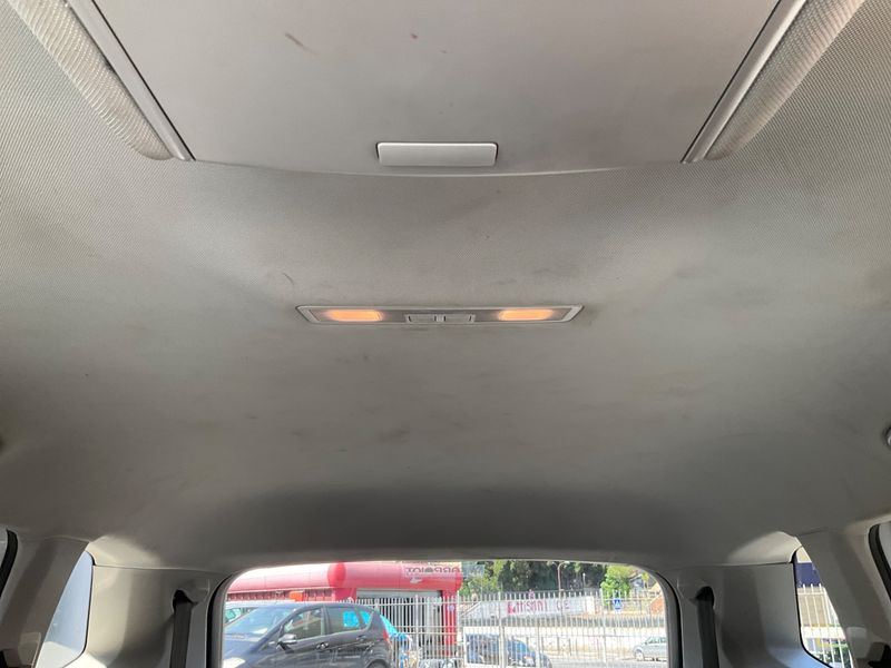 Volkswagen Tiguan Allspace 2.0 TDI Business 4Motion BlueMotion Tech 2019 – снимка 32