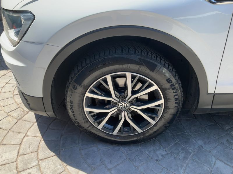 Volkswagen Tiguan Allspace 2.0 TDI Business 4Motion BlueMotion Tech 2019 – снимка 3