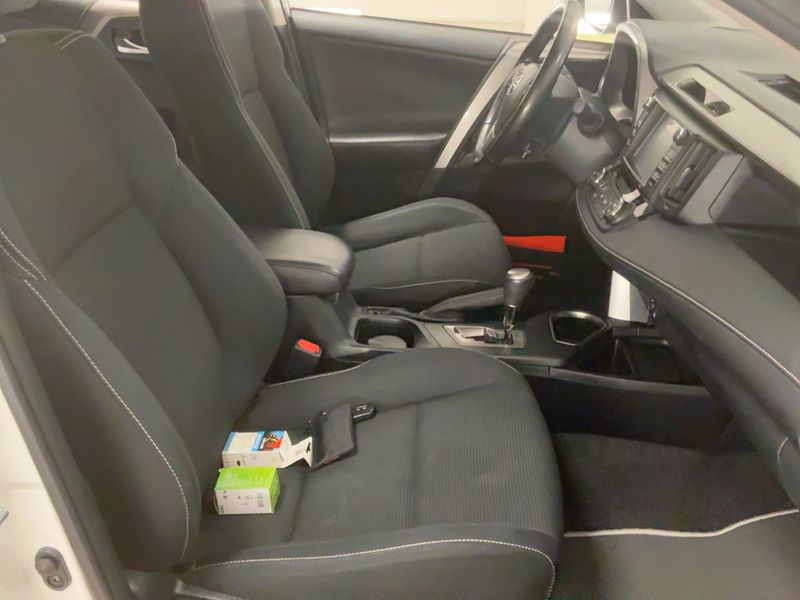 Toyota RAV 4 2.5 Hybrid Edition-S 2017 – снимка 17