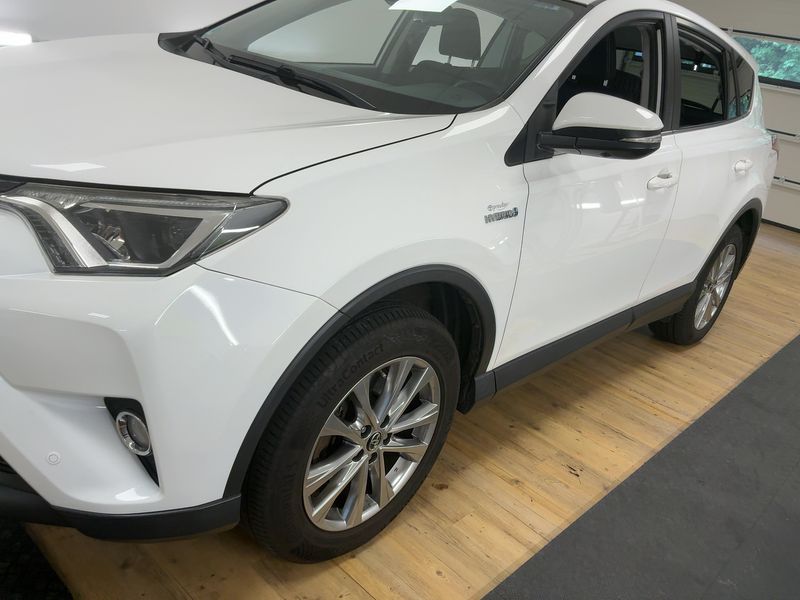 Toyota RAV 4 2.5 Hybrid Edition-S 2017 – снимка 2