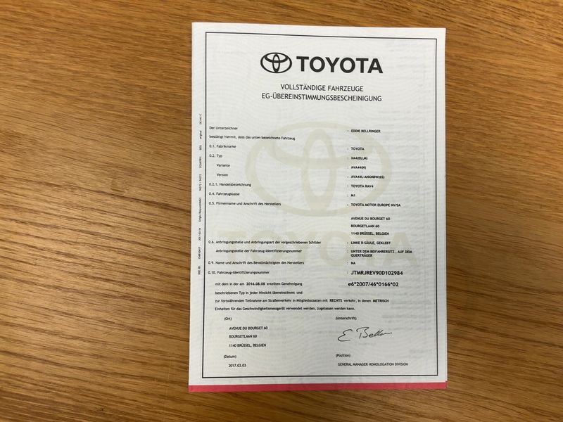 Toyota RAV 4 2.5 Hybrid Edition-S 2017 – снимка 22