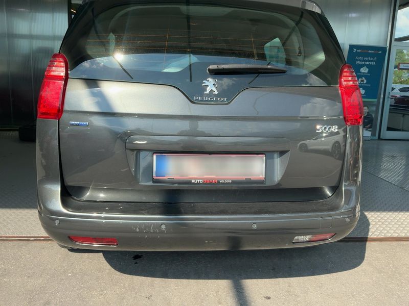 Peugeot 5008 1.6 Blue-HDi Active 2016 – снимка 7