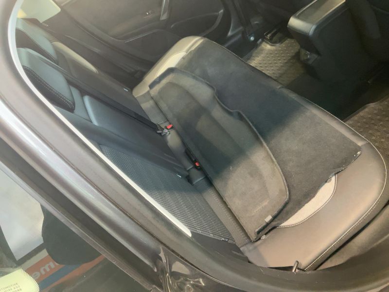 Peugeot 2008 1.6 Blue-HDi Allure 2016 – снимка 20