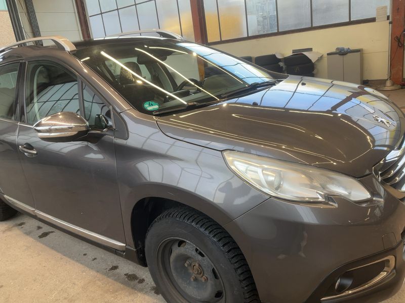 Peugeot 2008 1.6 Blue-HDi Allure 2016 – снимка 12