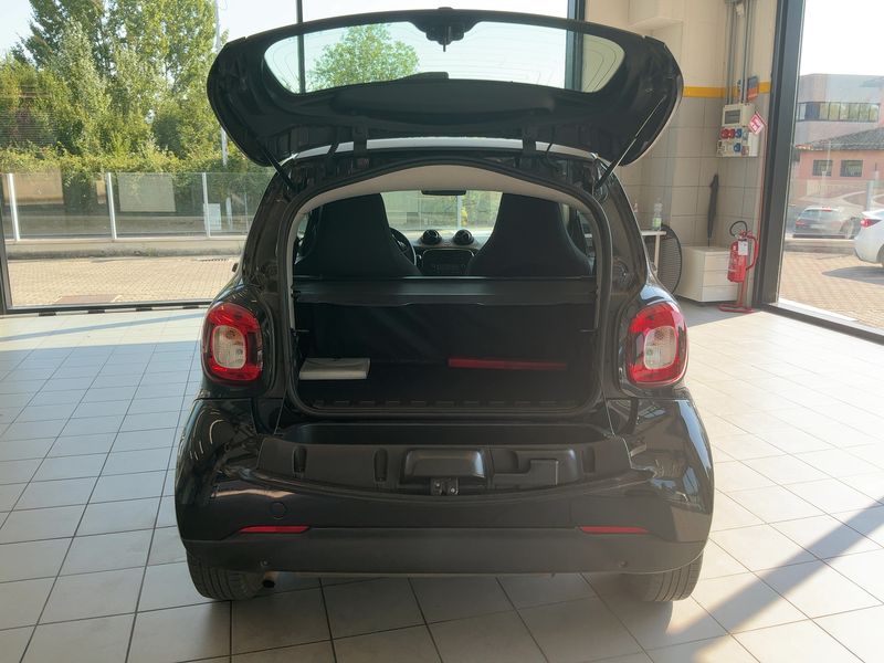 Smart fortwo 1.0 youngster 2015 – снимка 15