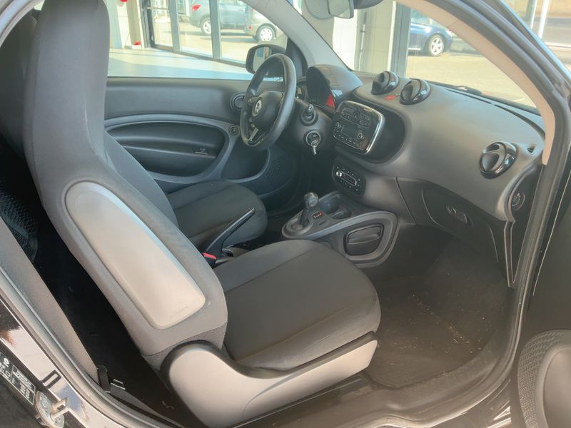 Smart fortwo 1.0 youngster 2015 – снимка 19