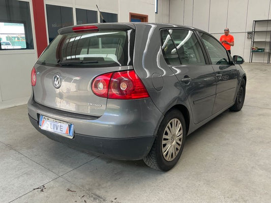 Volkswagen Golf V 1.9 TDI United BlueMotion Tech 2008 – снимка 2