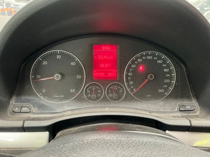 Volkswagen Golf V 1.9 TDI United BlueMotion Tech 2008 – снимка 4