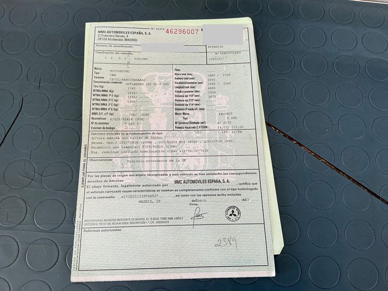 Mitsubishi Outlander 2.2 DI-D Kaiteki 4WD 2011 – снимка 21