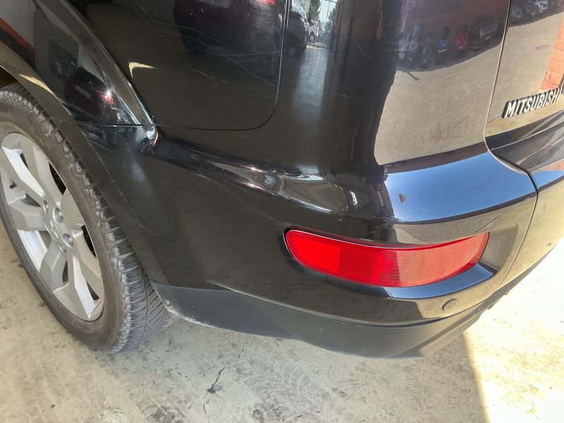 Mitsubishi Outlander 2.2 DI-D Kaiteki 4WD 2011 – снимка 38
