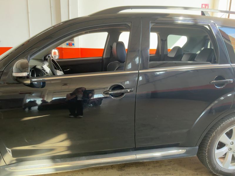 Mitsubishi Outlander 2.2 DI-D Kaiteki 4WD 2011 – снимка 4