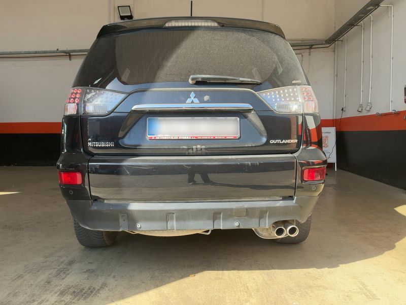 Mitsubishi Outlander 2.2 DI-D Kaiteki 4WD 2011 – снимка 7