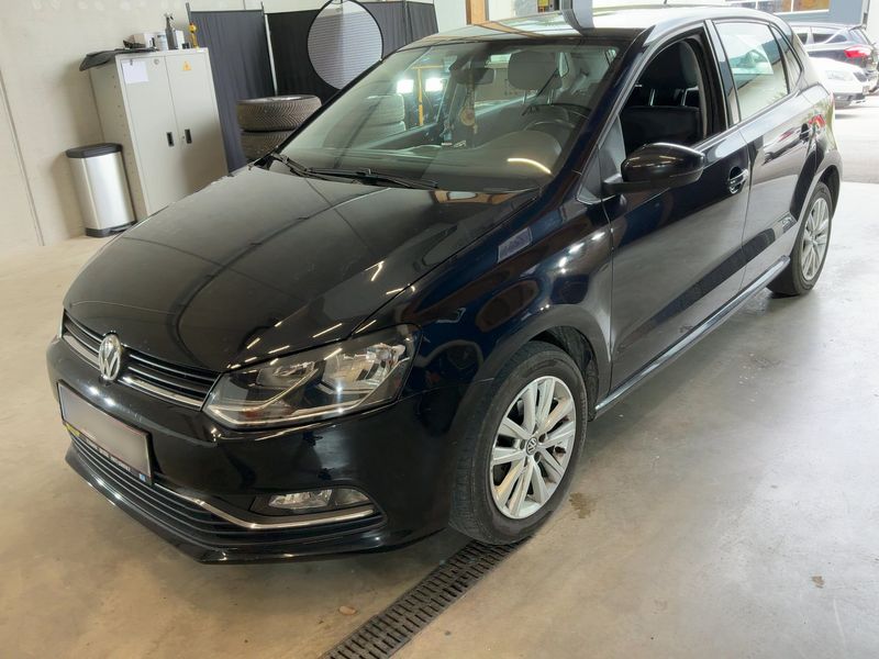 Volkswagen Polo 1.4 TDI Comfortline BlueMotion Tech 2015 – снимка 2