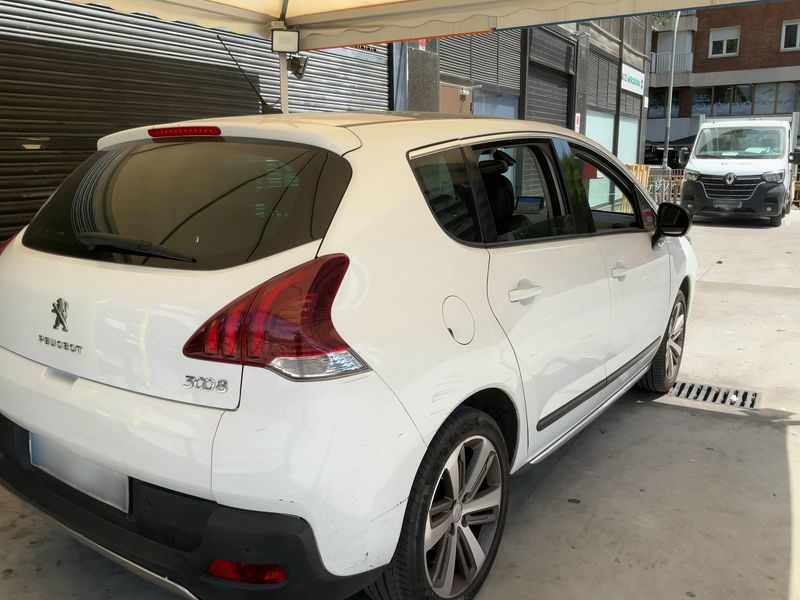 Peugeot 3008 1.6 Blue-HDi Allure 2015 – снимка 8