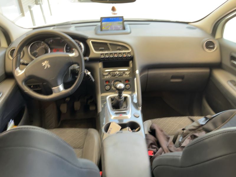 Peugeot 3008 1.6 Blue-HDi Allure 2015 – снимка 17