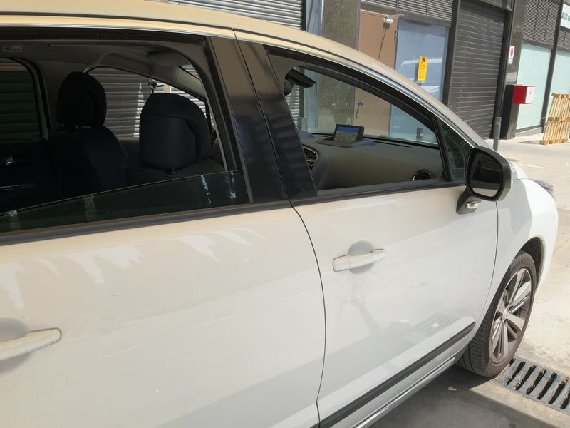Peugeot 3008 1.6 Blue-HDi Allure 2015 – снимка 10