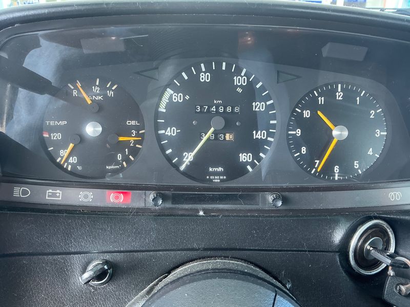 Mercedes-Benz 123 D 240 1981 – снимка 18