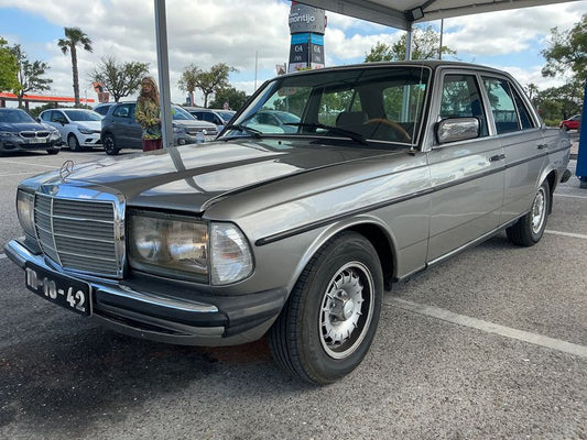 Mercedes-Benz 123 D 240 1981 – снимка 1