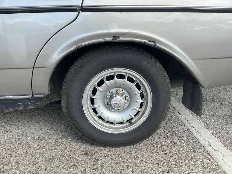 Mercedes-Benz 123 D 240 1981 – снимка 5