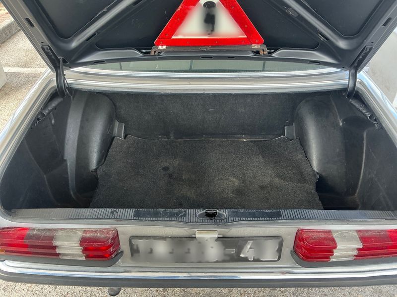 Mercedes-Benz 123 D 240 1981 – снимка 15